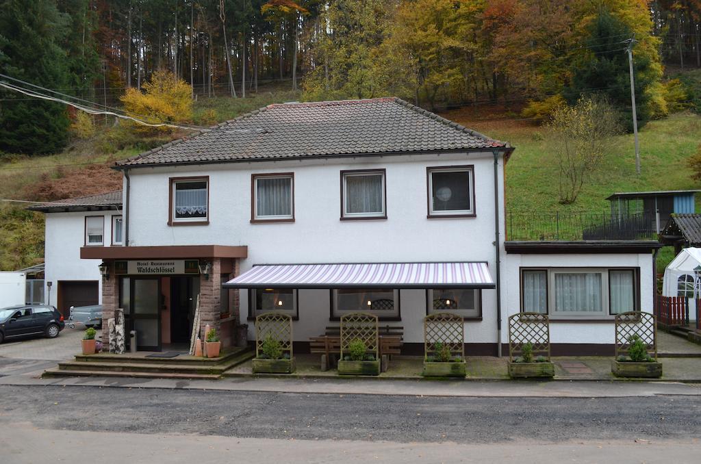 Hotel Restaurant Waldschloessel Speyerbrunn Extérieur photo